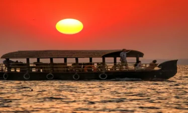 6 Nights / 7 Days Package : Wonders of Kerala